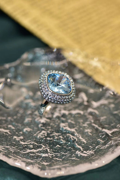 BLUE SQUARE CRYSTAL RING