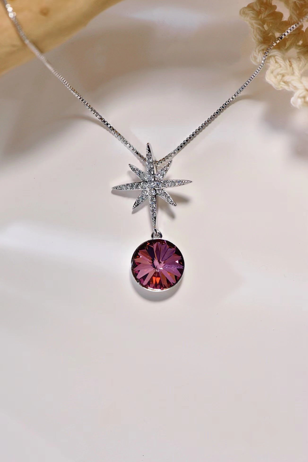 STAR BRUST ROUND AMETHYST NECKLACE